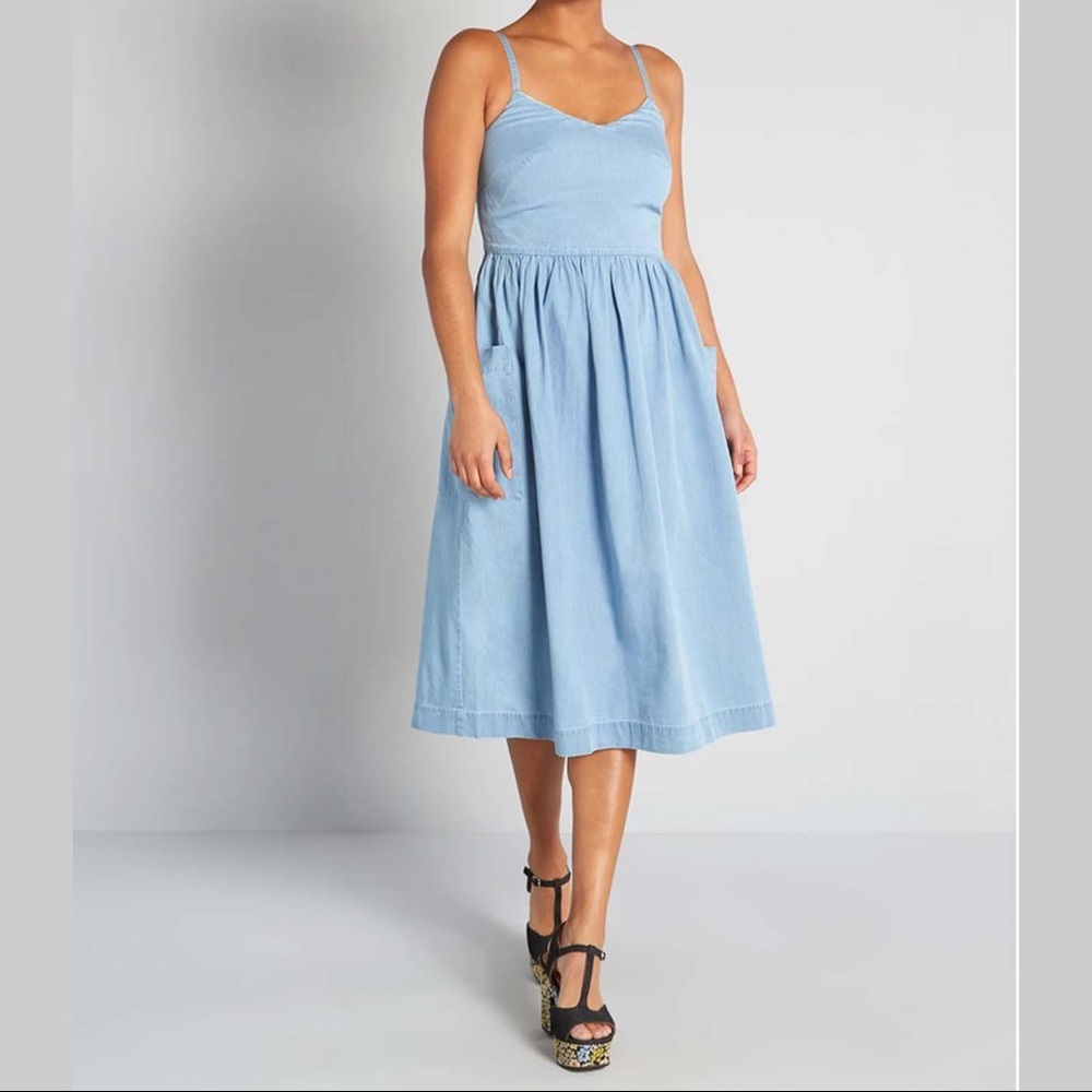 Seaside Stroll Fit and Flare Midi Dress from Emily and Fin. New with tags.